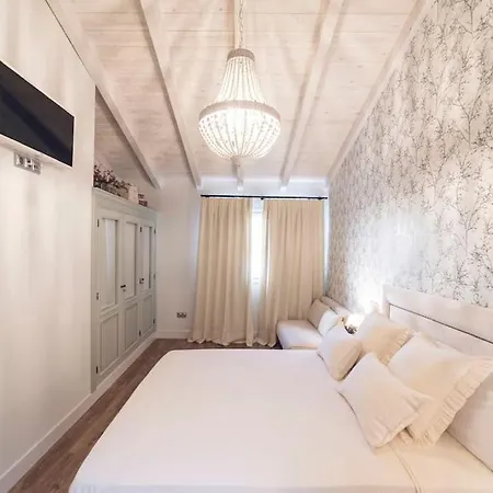 La Casa Del Jardin בית נופש קנדלדה