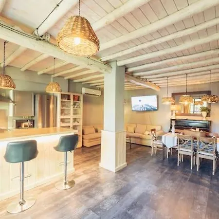 La Casa Del Jardin קנדלדה