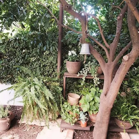 La Casa Del Jardin Holiday home *