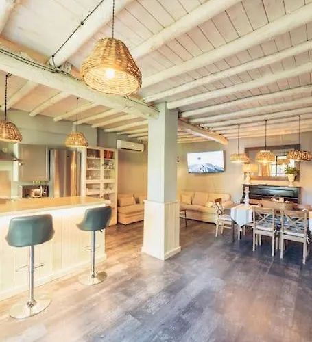 La Casa Del Jardin 칸델레다