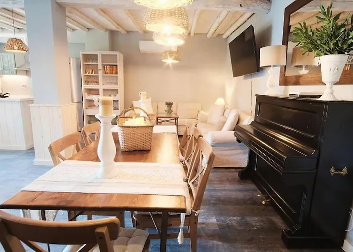 La Casa Del Jardin * 칸델레다